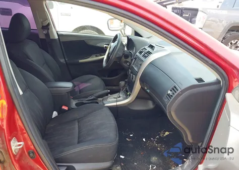 2013 Toyota Corolla S из США, поврежденный, VIN 5YFBU4EE2DP142595